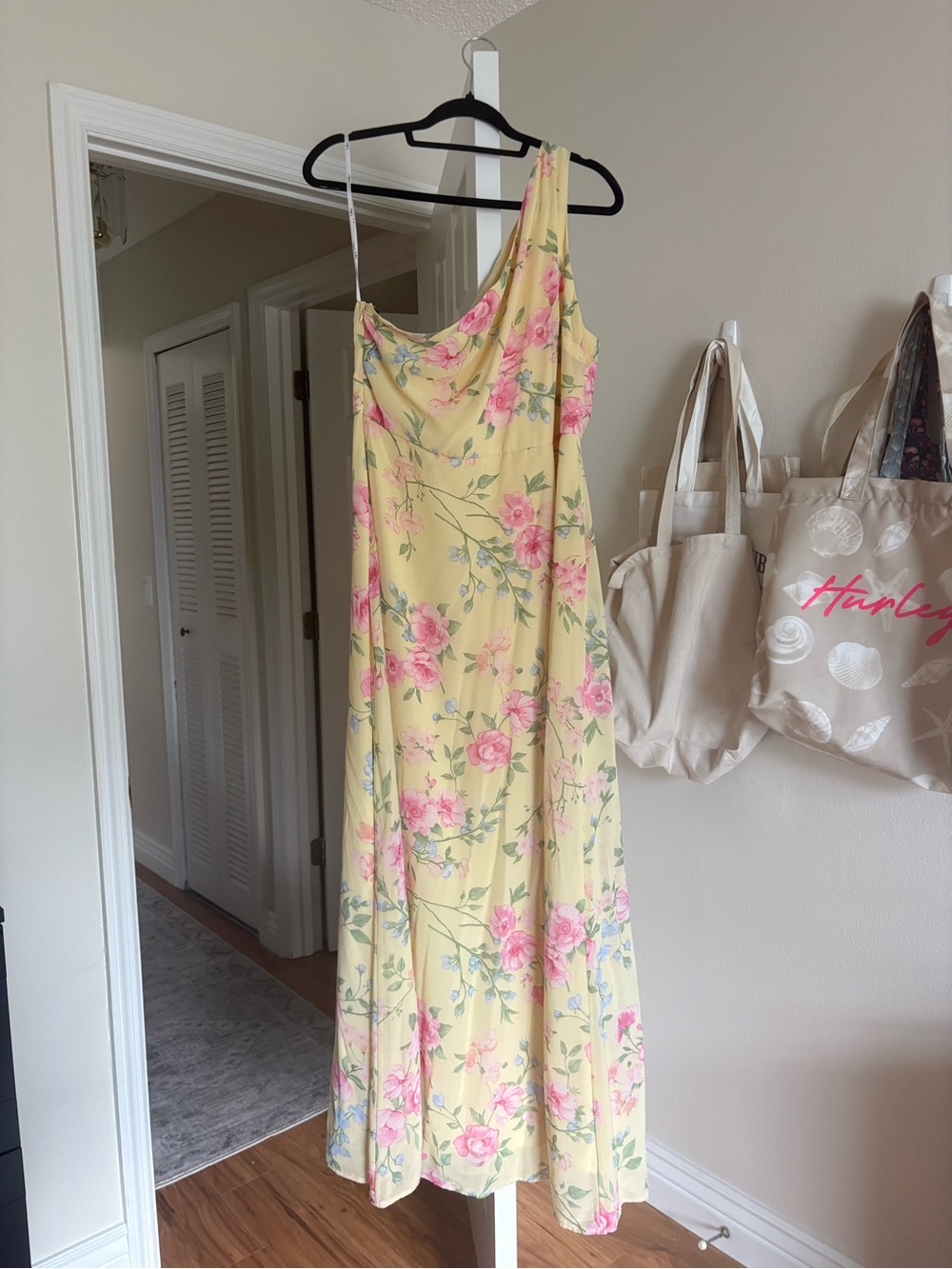 Lulus One-Shoulder Floral Formal Dress